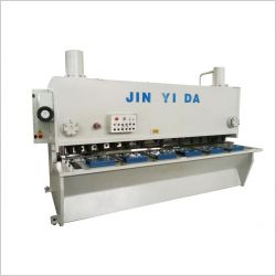 液壓閘式剪板機(jī)